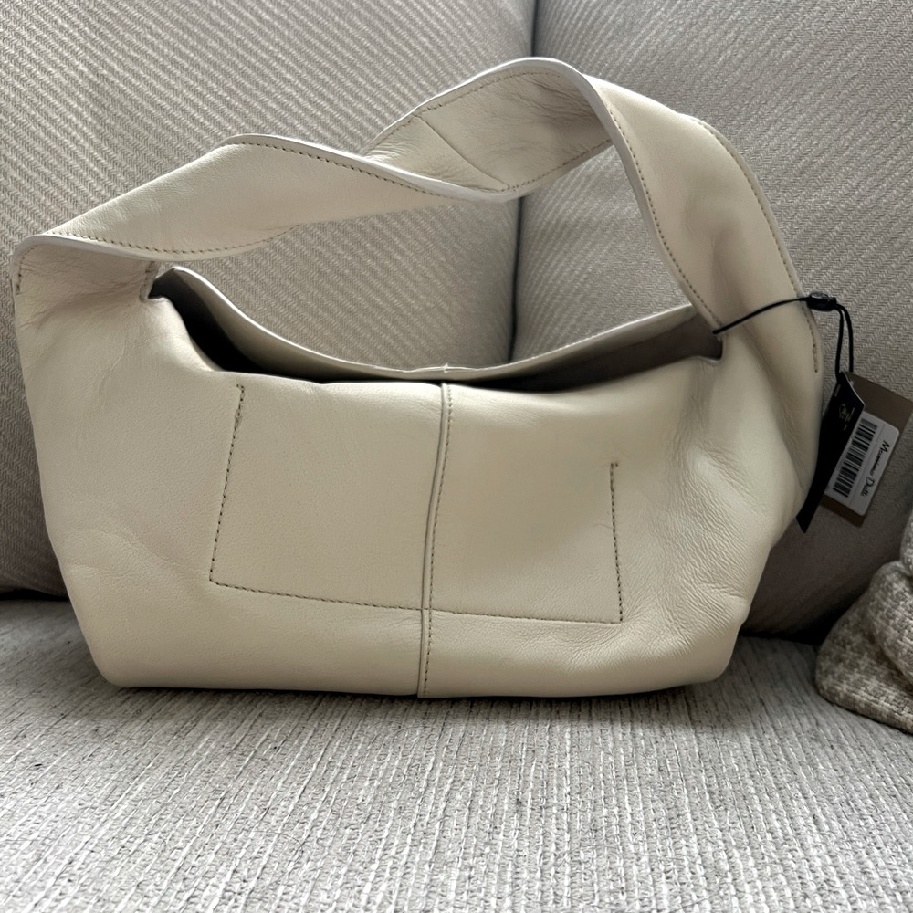 Massimo Dutti Croissant handbag